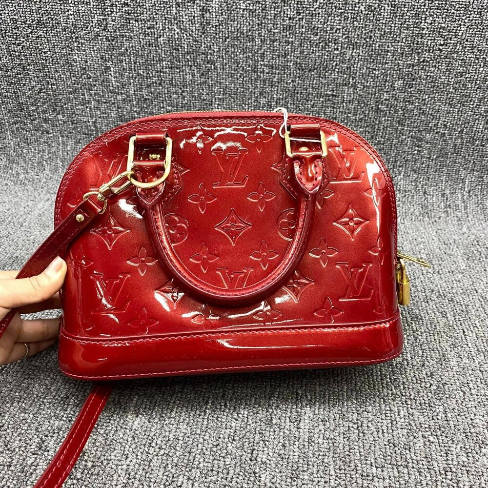 100% Authentic Louis Vuitton Alma BB Red Monogram Patent Leather Satchel - Picture 2 of 16